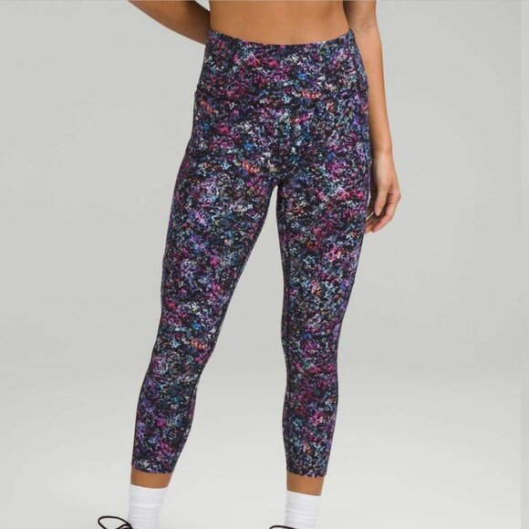 NWT Lululemon Fast & Free Crop 23" Sz 2 - Picture 1 of 9